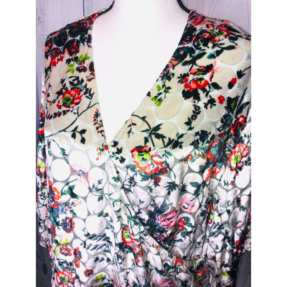 Anthropologie Maeve Umi Velvet Faux Wrap Top V-Neck Floral Boho Sz S - Picture 2 of 9
